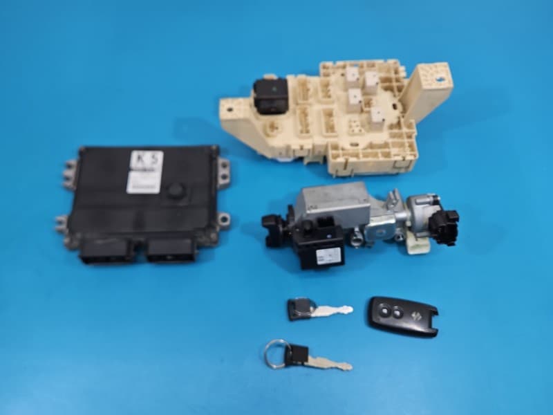 Komputer Sterownik silnika Suzuki Swift Mk6 1,6 16V 33920-57K3 33920-57K30