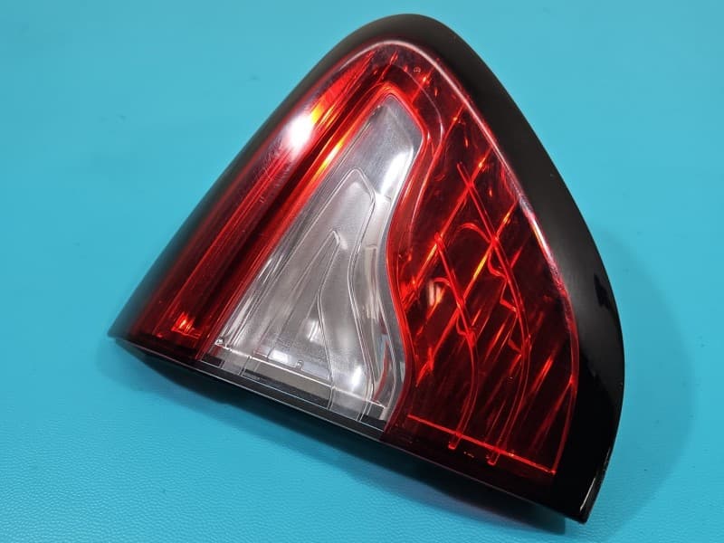 Lampa tył lewa klapy Renault Captur I HB EUROPA 265557893R