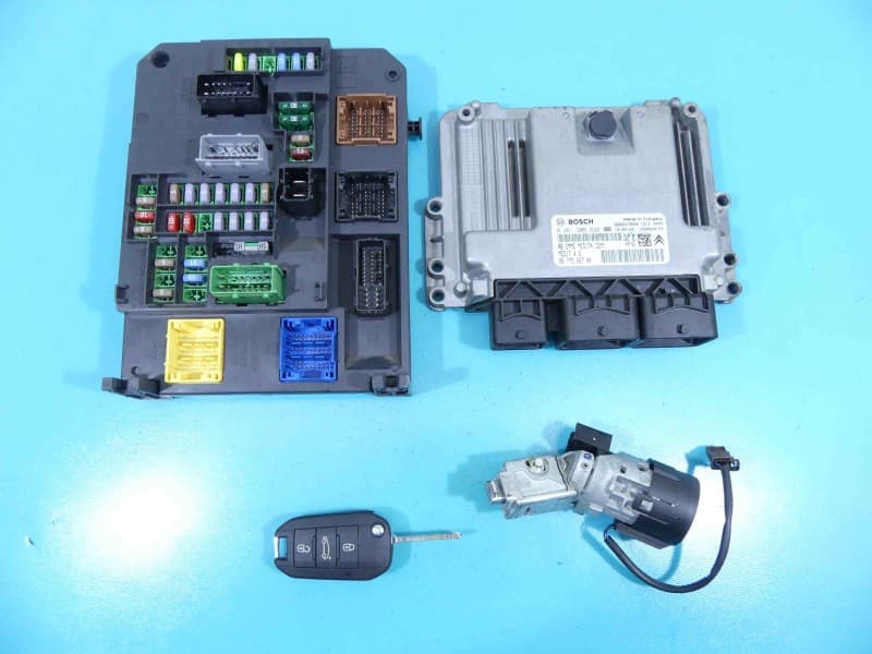 Komputer Sterownik silnika Peugeot 508 I 10-18 1,6 THP 0261S06632 9677566780