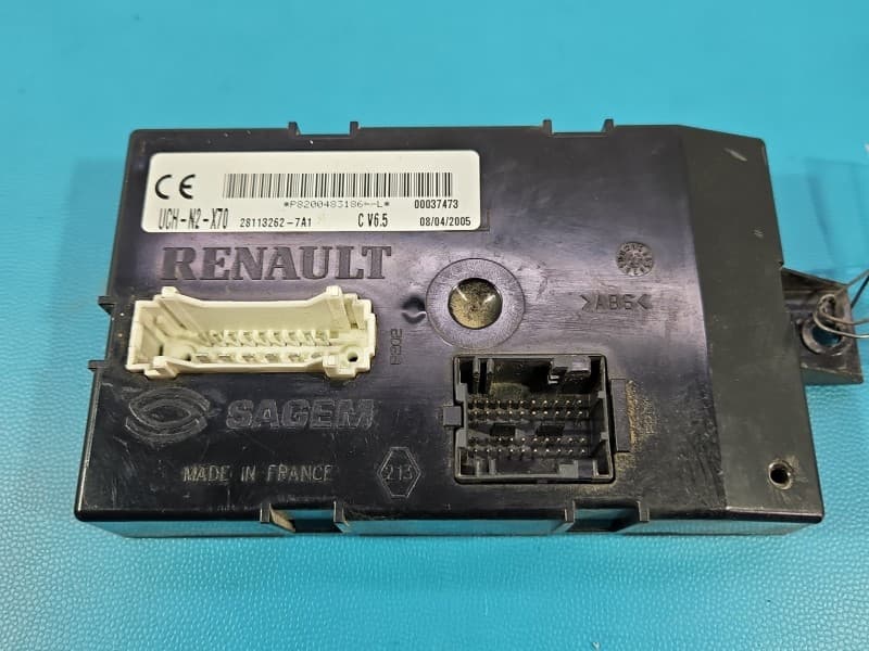 Sterownik moduł UCH Renault Master II P8200483186-L 8200483186 28113262-7A1
