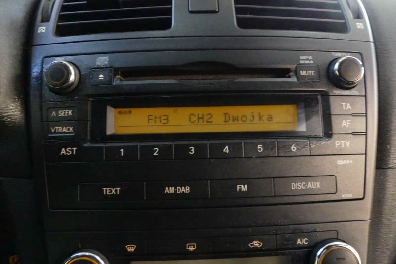 Radio fabryczne Toyota Avensis III T27 86120-05150 radioodtwarzacz