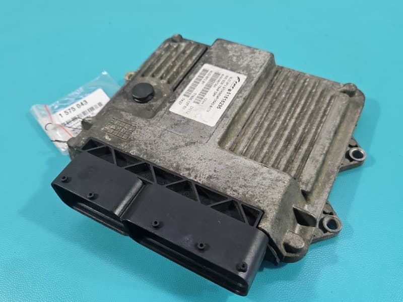 Komputer Sterownik silnika Fiat 500 07-20 1.3 jtd 51818295