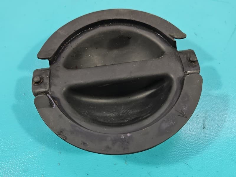 Osłona ZAŚLEPKA PLASTIK Osłona nadkola przód prawa Jeep Grand Cherokee IV WK2 4716585 15798