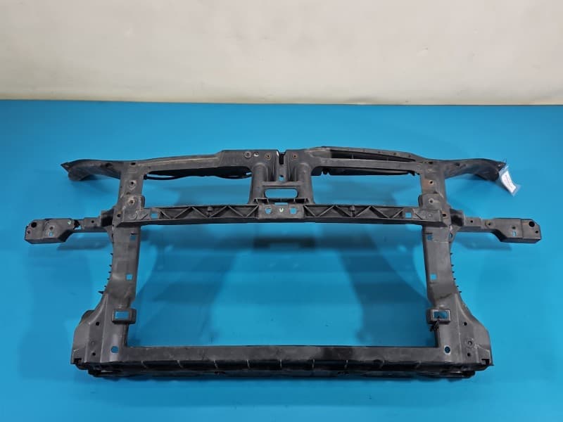 WZMOCNIENIE CZOŁOWE Pas przedni Vw Jetta V 1K0805588G