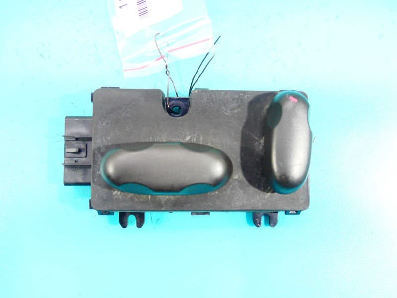 Przełącznik 12 PIN FOTELA LEWY PRZÓD Cadillac SRX 03-09 12450263