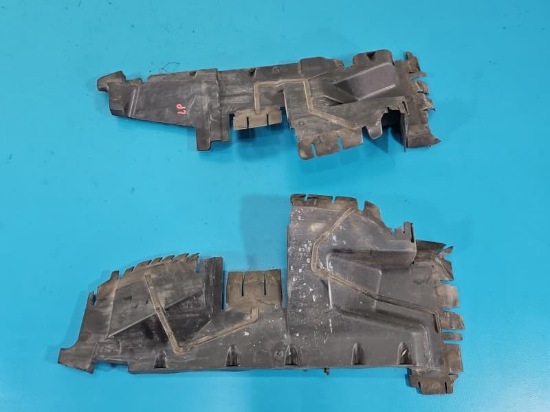 KIEROWNICA Wlot powietrza Peugeot 3008 I 09-16 2,0 hdi 9682911580 9670057880