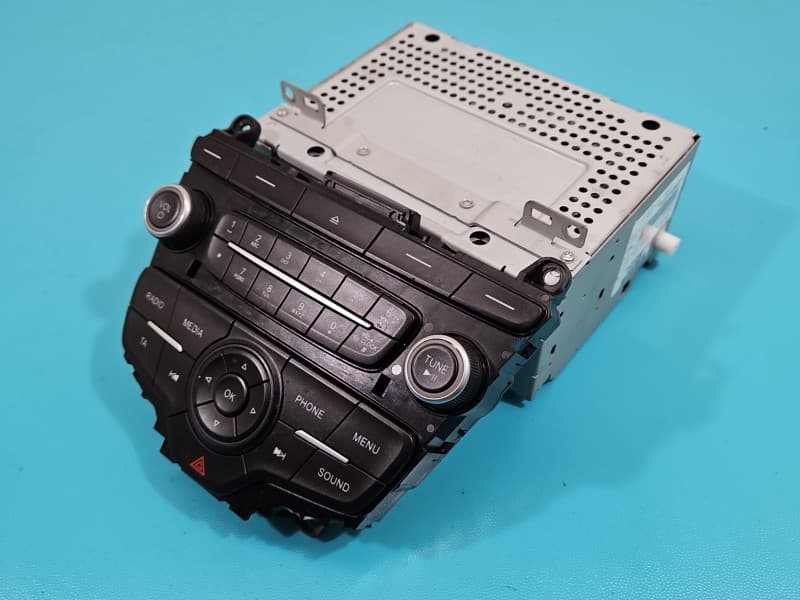 Radio fabryczne Ford Focus Mk3 F1BT-18C815-GK F1ET18K811BD radioodtwarzacz