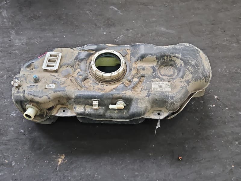 Zbiornik paliwa bak Kia Picanto III 17- 1,2 MPI 31171-G6000 31100-G6170