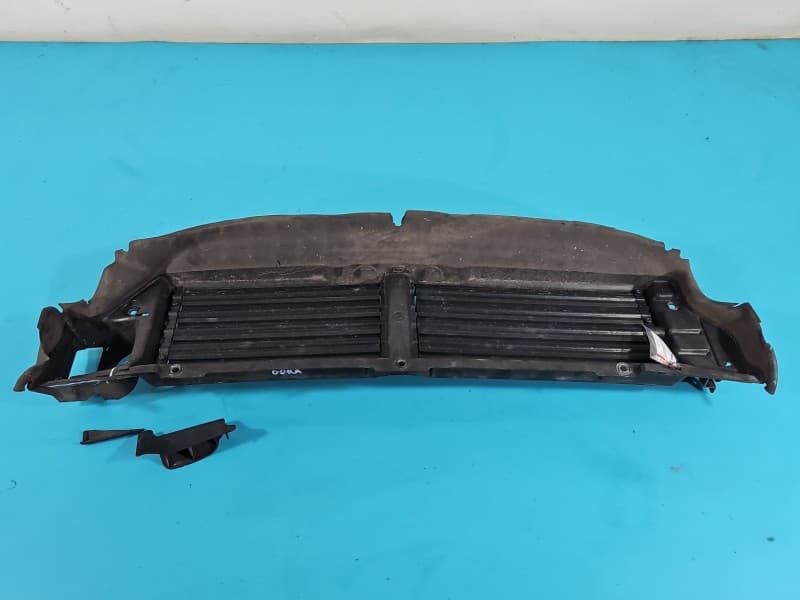 KIEROWNICA Wlot powietrza Volvo V90 2,0 D5 31690201