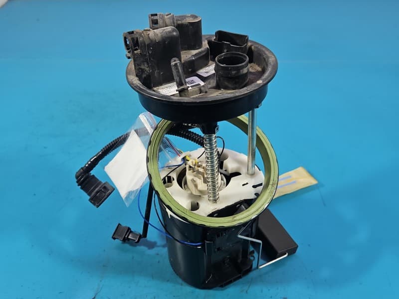 pompka Pompa paliwa Volvo XC60 I 08- 3,2 R6 b6324s 6G9N-9H307-CK 31274743 6pin