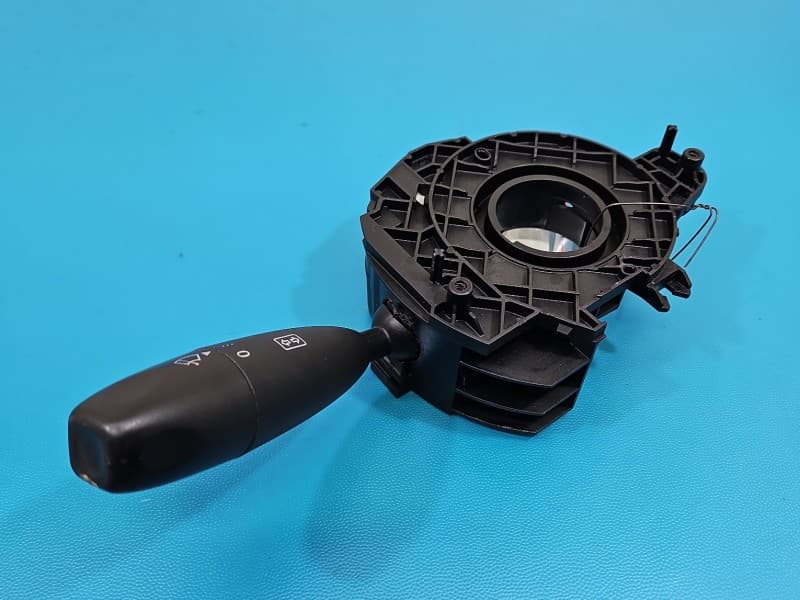 Przełącznik zespolony Mercedes Citan W415 12- A4159052000 681720906R 90860133110055
