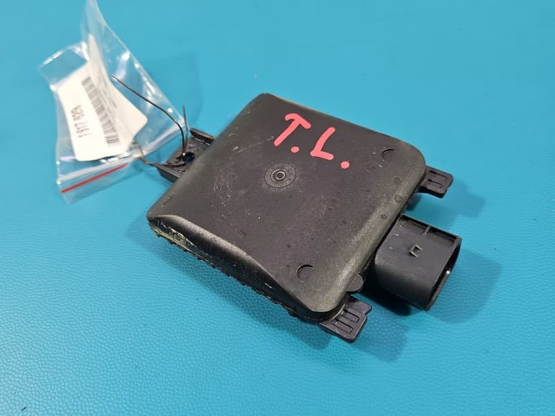 Sterownik moduł martwego pola LEWY TYŁ Vw T-Roc 2Q0907685B