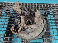 Piasta koła tył prawa zwrotnica łożysko Audi A4 B7 1.8 T (BFB)