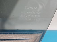 Szyba drzwi tył lewa Toyota Rav4 IV HB