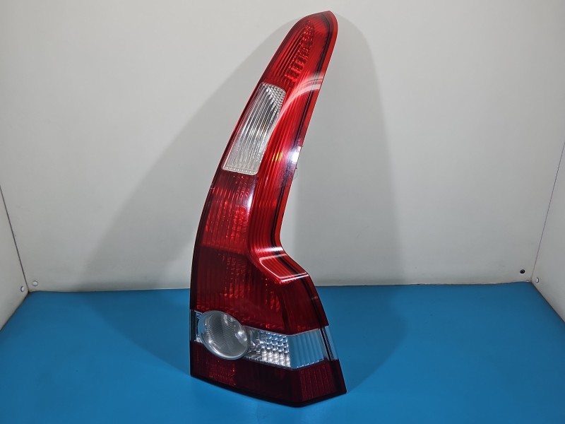 Lampa tył prawa Volvo V50 S40 II kombi EUROPA