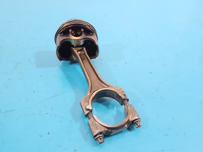 Tłok AUDI A4 B8 1.8 TFSI CABB 160KM