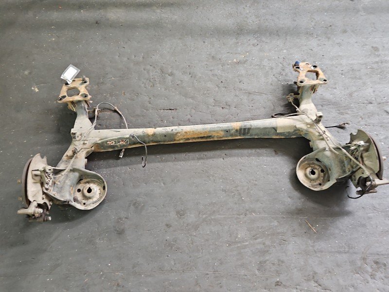 Tylna belka oś tył Citroen Berlingo II 1.6 hdi Tylna belka oś tył Citroen Berlingo II 1.6 hdi