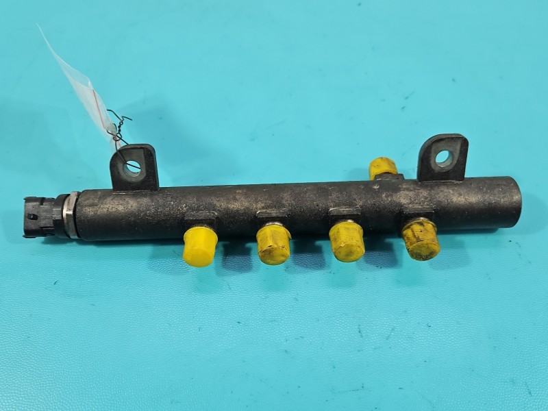 Listwa wtryskowa CZUJNIKI Fiat Croma II 0445214058 1.9 jtd