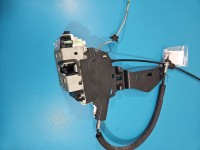 Zamek przód lewy P04589913AE Fiat Freemont EUROPA Producent części: FIAT, 4 PIN