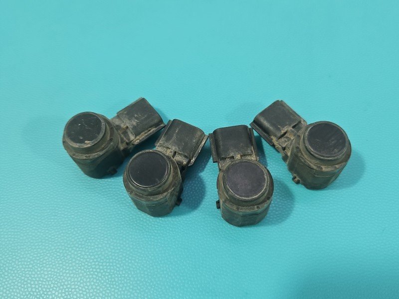 Czujnik parkowania PDC Dacia Sandero II 12-20 253A42318R-A biały Czujnik parkowania PDC Dacia Sandero II 12-20 253A42318R-A biały