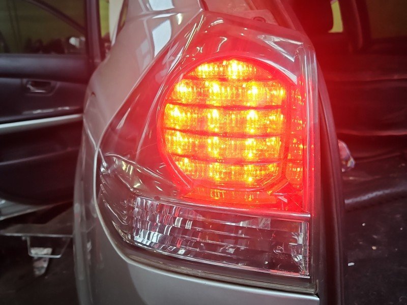 Lampa tył lewa LEXUS RX II 03-08 HB Lampa tył lewa LEXUS RX II 03-08 HB