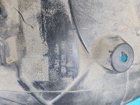 Nadkole przód lewe Mercedes E C207 A207 A2076901830