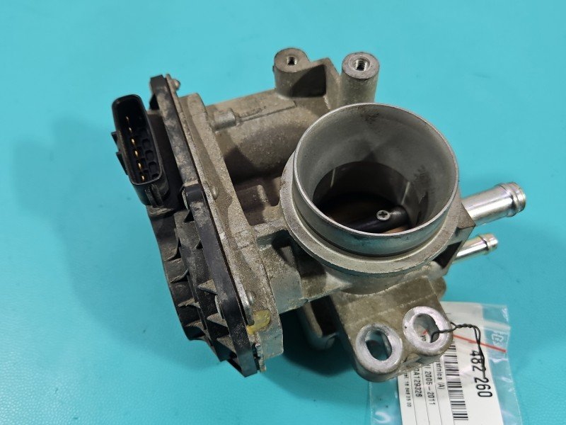 Przepustnica Toyota Yaris II 22030-23010 1.3 vvti Przepustnica Toyota Yaris II 22030-23010 1.3 vvti