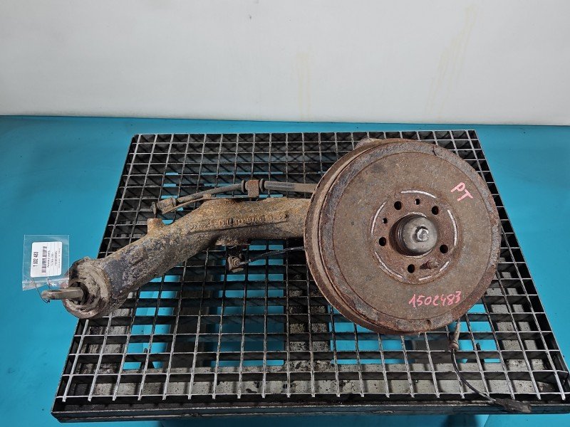 Piasta koła tył prawa zwrotnica łożysko Fiat Doblo II 1.4 Tjet (198A4000)