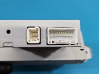 Wyświetlacz monitor Toyota Avensis II T25 86110-05020