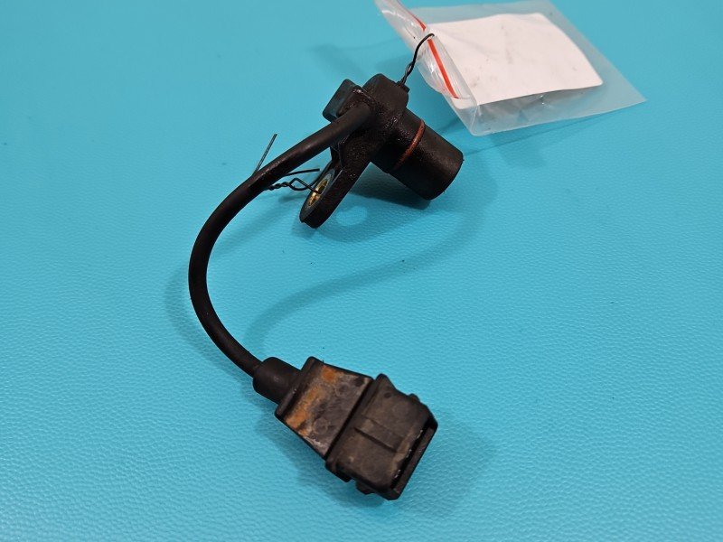 Czujnik położenia wałka rozrządu Chevrolet Epica 96333007 Czujnik położenia wałka rozrządu Chevrolet Epica 96333007