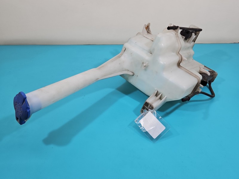 Zbiornik Zbiorniczek płynu spryskiwacza Hyundai Ix35 09-13