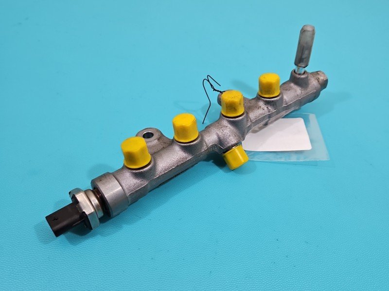 Listwa wtryskowa CZUJNIKI Opel Astra VI L 0445214361, 9810824880 1.5 cdti