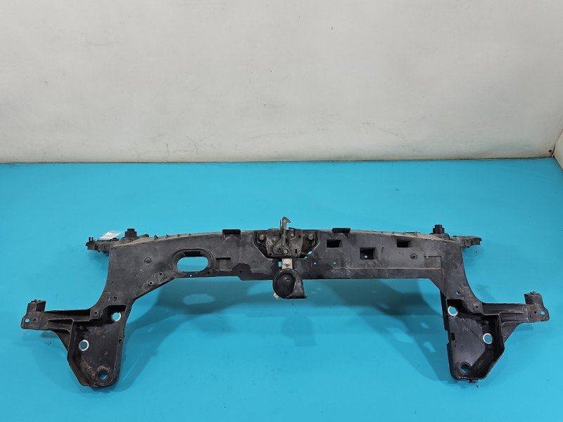 Pas przedni Renault Modus 8200224763 Pas przedni Renault Modus 8200224763