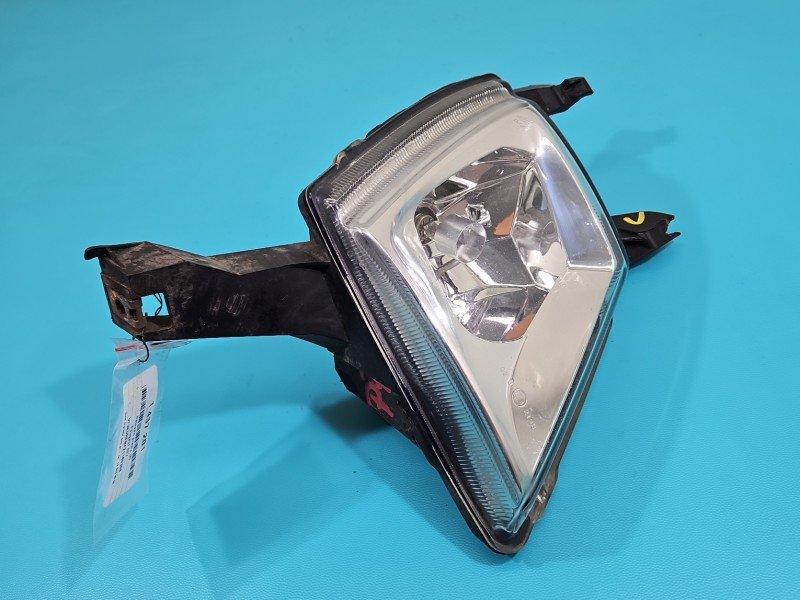 Halogen prawy Peugeot 407
