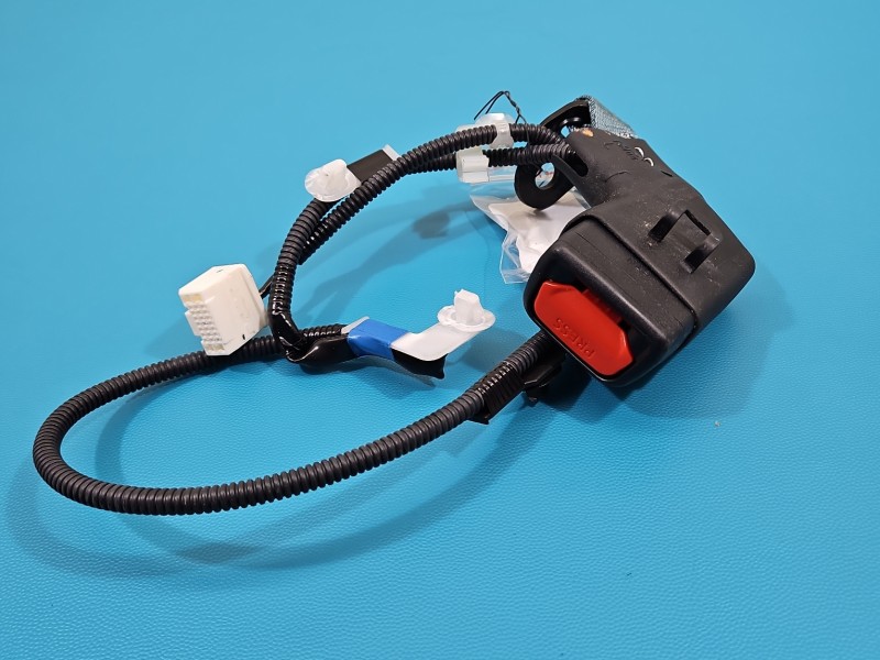 Pas bezpieczeństwa tył lewy LEXUS NX I 14-21