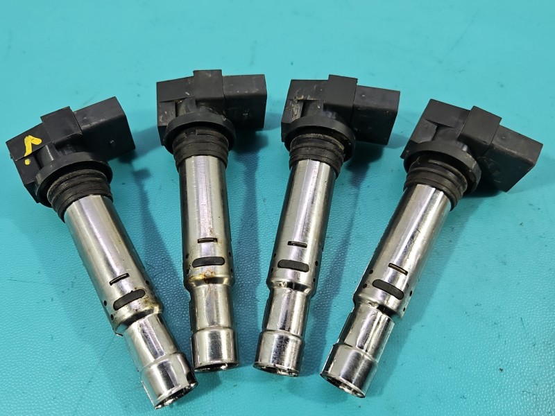 Cewka zapłonowa Seat Ibiza III 6L 0986221023, 0040102030 1.4 16V Producent części: Seat, Europejska, Dwie cewki bosch, dwie...