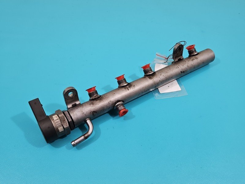 Listwa wtryskowa CZUJNIKI Mercedes W212 A6420702995/001, 02810700146, A6420700146 3.0 CDI V6 Listwa wtryskowa CZUJNIKI Mercedes W212 A6420702995/001, 02810700146, A6420700146 3.0 CDI V6