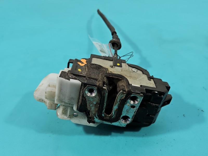 Zamek przód lewy Kia Ceed I 06- EUROPA Producent części: KIA, 7pin