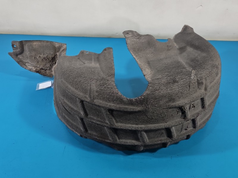 Nadkole tył prawe Vw Touran II 5TA810972
