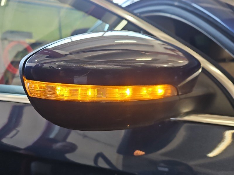 Lusterko prawe Vw Passat B7 LH5X europa