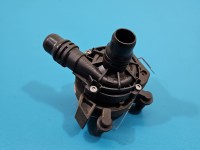 Pompka obiegu wody pompa Peugeot 3008 II 1.6 T hybrid4 0392023426, 9818813480