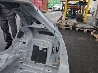 Błotnik tył prawy MERCEDES W176 POLAR SILVER - METALLIC PAINT (761U) ćwiartka