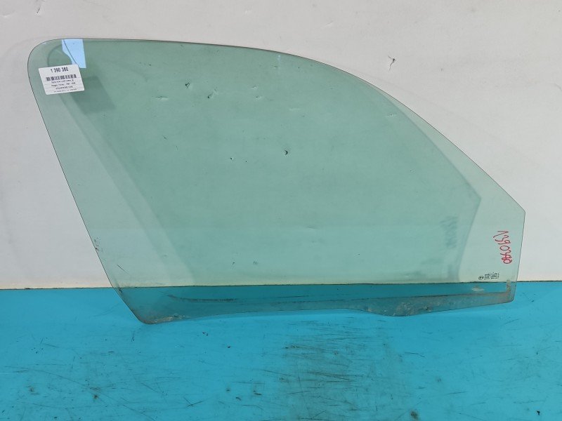 Szyba drzwi przód prawa Peugeot Partner I HB