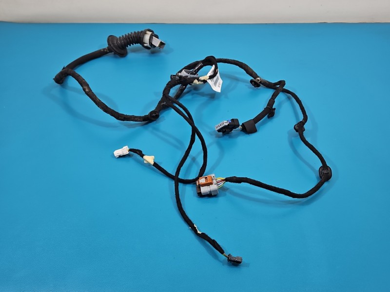 Instalacja Wiązka drzwi tył prawych Peugeot 3008 II 9829074480