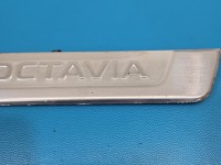 Listwa progowa lewa PRÓG NAKŁADKA Skoda Octavia IV 5E3853813TQ3, 5E3853813