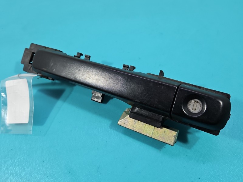 Klamka przód prawa zewnętrzna Isuzu D-Max II 11-19