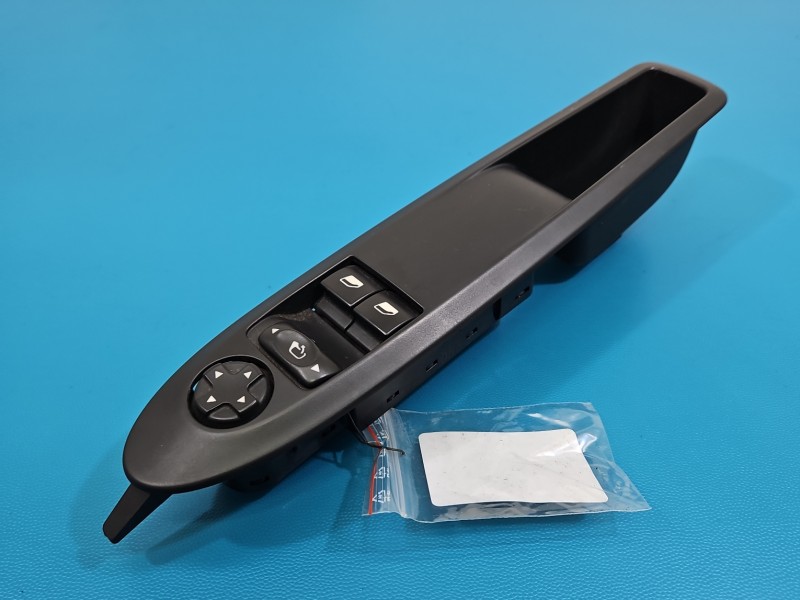 Przełącznik szyb CITROEN DS4 15-20 96657053ZD Producent części: DS, Europejska, 2x szyba EU