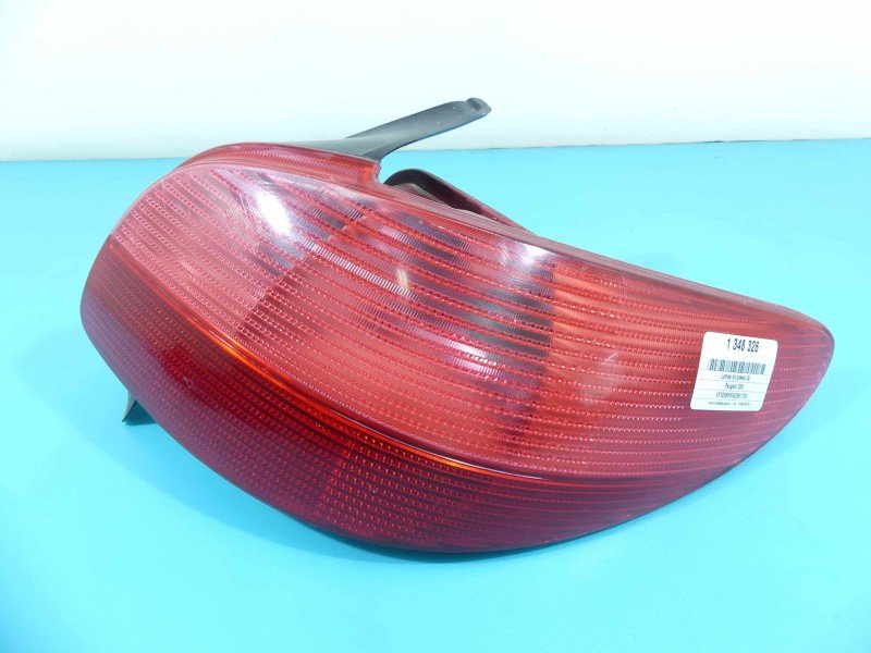 Lampa tył prawa Peugeot 206 HB