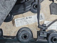 Tapicerka drzwi tył prawa boczek Mercedes W205