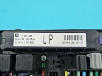 Skrzynka bezpieczników Opel Zafira B 13268305